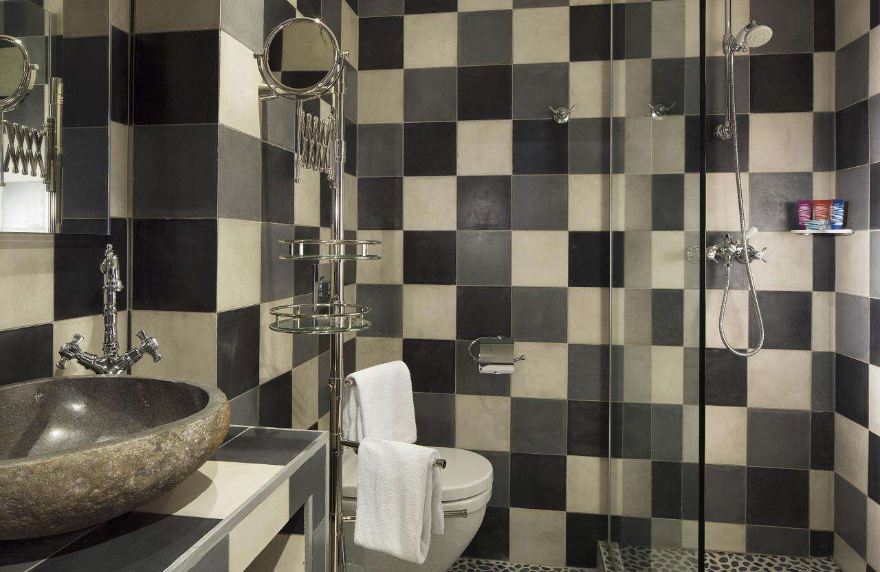 Hotel du Continent - Room - Bathroom